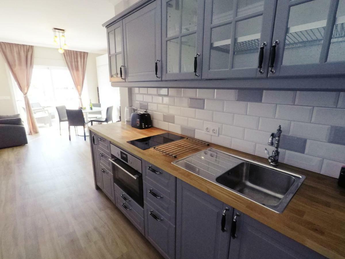Apartment Coral Адехе Екстериор снимка